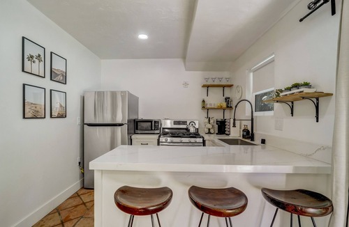 Middletown Apartment | New Modern Condo in The Hills! Sleeps 2-4 - Only 5 min to Little Italy