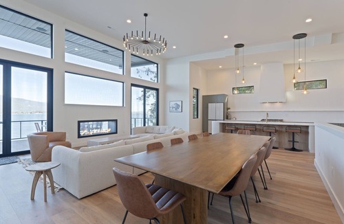 Sandpoint House | New Modern Luxury home. Enjoy the sweeping lakefront and mountain view’s.
