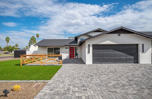 Park Scottsdale Four House | New Modern Resort! Arcade, Heated Pool, Putting Green & Pool House!