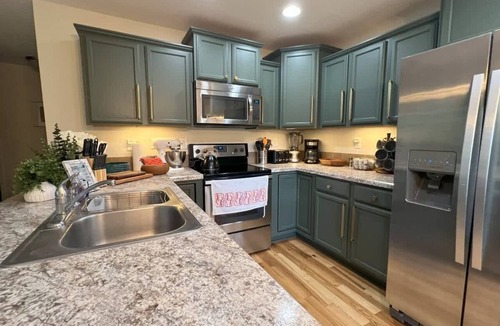Court House House | New! Salamander Hill Cottage - Buffalo Mtn Getaway