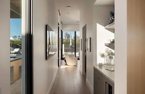 Central Scottsdale House | NEW SWSS 6BR Retreat, Golf Sim, Pool/Waterfall, Sport Court, Putting Green