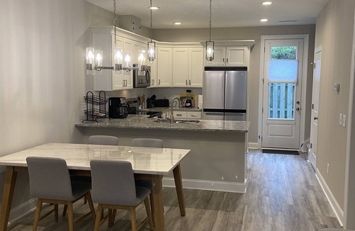 Wilmington Condo | New Town Home Near Wrightsville Beach, Convienient to Historical Downtown & UNCW