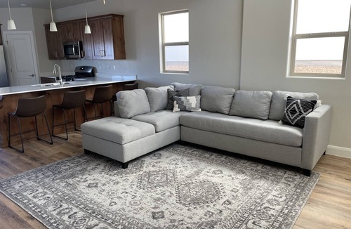 Hurricane House | New townhome located 30 minutes from Zion!