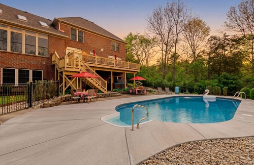 Keene House | NEW! Triple Crown Manor: Pool, Hot Tub, Game Room, Fire Pit, Sleeps 20