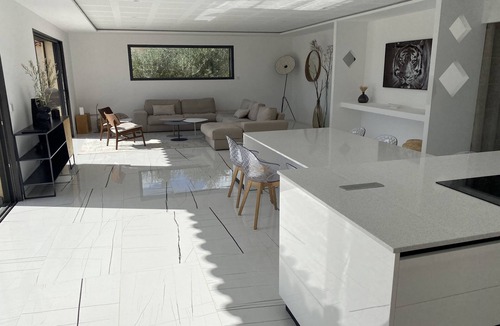 Lecci Villa | New villa with pool