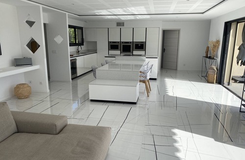 Lecci Villa | New villa with pool