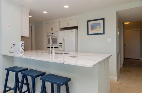Shell Island Condo | Newly renovated top floor condo in Duneridge!