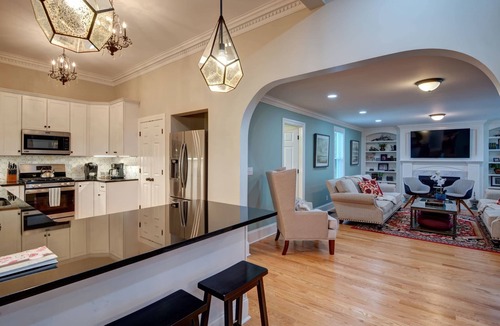 Skaneateles House | Newly renovated pet friendly five bedroom property! Walk to village!