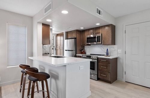 Fountain Hills Condo | Next to Fountain Park, Hiking, Dining, Fountain View!