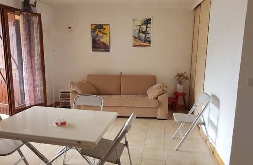 Calcatoggio Apartment | Nice apartment by the sea
