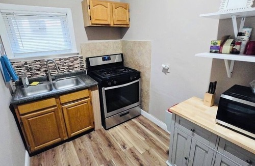 Providence Apartment | Nice spacious apartment near Whole Foods, Brown University