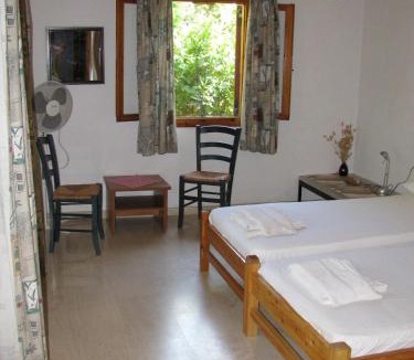 Kakovatos House | Nikos 3