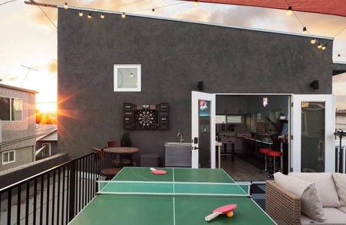 Normal Heights Apartment | North Park 5 Beds Rooftop Cinema & Activities