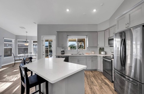 Casas Adobes House | Northwest Tucson Vista Hideaway/Heated pool with fee! New Listing!