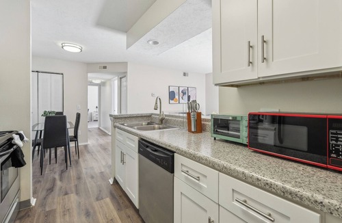 Columbus Apartment | Northwoods 8208-2B I 2 Bed 1 Bath