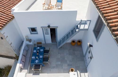 idhra Apartment | Nostos