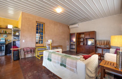 Tyrone House | NY Loft Vibe Hiker Basecamp Silver City home