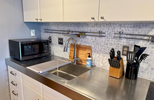 Mount Auburn House | Oasis Above the City · Cincy Skyline Views