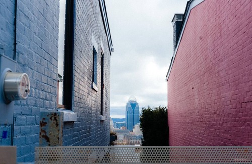 Mount Auburn House | Oasis Above the City · Cincy Skyline Views