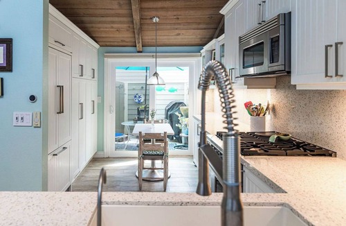 Leucadia House | Ocean Oasis~Seabluffe Gated Condos, Encinitas CA