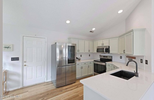 Myrtle Grove House | Ocean Tides - Gorgeous 3-bedroom house 8 minutes to Carolina Beach Boardwalk!