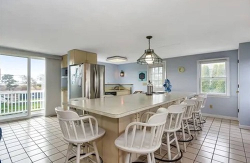 Green Hill Cottage | Ocean view cottage in Green Hill 3BR 2 BA