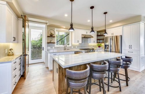 Point Loma Heights House | OCEAN VIEW Family Beach House 4BR 3BA Open Concept just 4 block walk to beach!