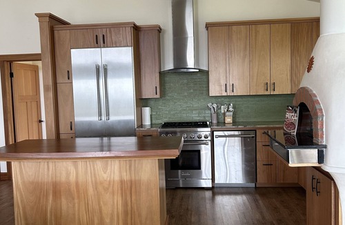 Sereno del Mar House | Ocean view peaceful- 9 min walk to sandy beach