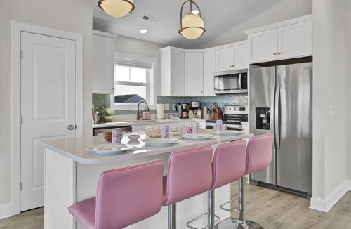 Sneads Ferry House | Ocean View Escape: Heated Pool, Putting Green, Fire Pit, Steps to Beach
