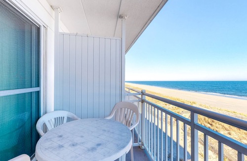 Midtown Ocean City Condo | Oceanfront Condo with Balcony, Gorgeous Views, Washer/Dryer & Free WiFi
