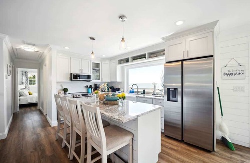 Morgan Point House | Oceanfront Couples Retreat - Pvt Beach + Firepit