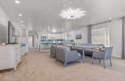 Ocean View House | Oceanfront Cozy Beach Duplex