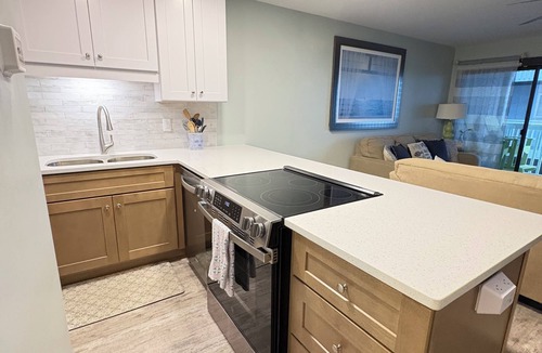 Wilmington Beach Condo | Oceanfront Getaway-Carolina on My Mind