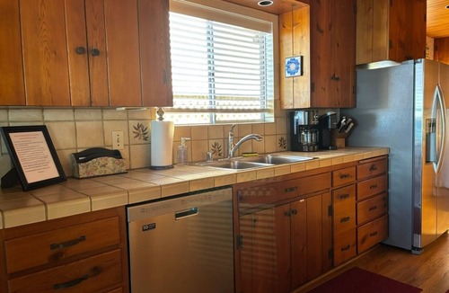 Leucadia House | Oceanfront Home, Stone Steps Beach Access, Jacuzzi on Oceanfront Deck