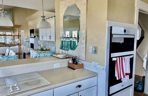 South Beach House | Oceanfront/Spectacular Views/"OCEAN BEACH "
