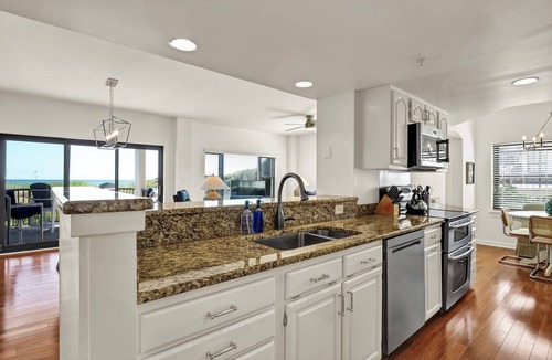 Shell Island Condo | Oceanfront Resort Condo with Pool, Beach Access, and Stunning Ocean Views!