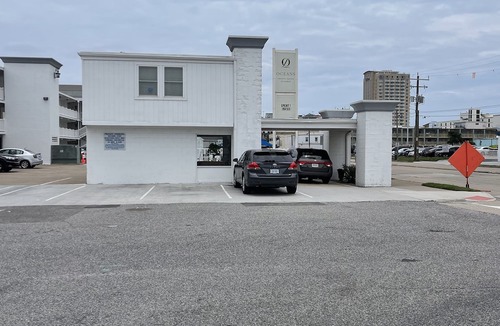 Northeast Virginia Beach Hotel | Oceans 2700