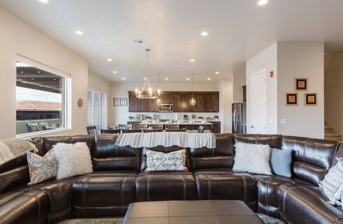 Santa Clara House | Ocotillo Springs Resort 32, Private Pool, Hot Tub, Hockey Table, Foosball, 2 PS4 and Community Pool