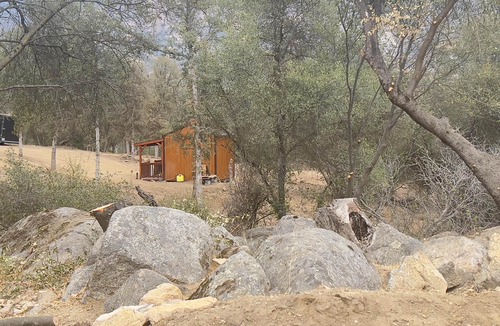 Squaw Valley Cabin | Off-grid 1-bed Cabin in Yokuts Valley