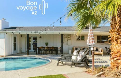 Papago Parkway House | Old West
