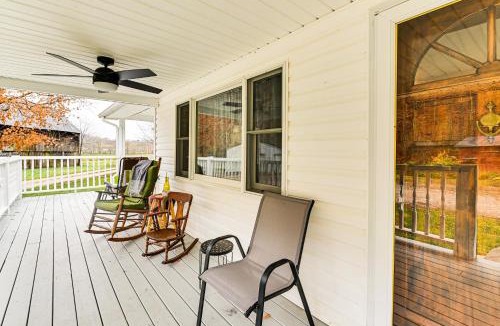 Mize House | On 220 Acres! Hot Tub Haven in West Liberty