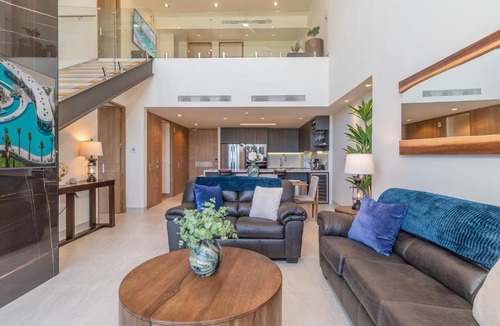 Bella Vista House | One 102: Elegant Beachfront Getaway with Unmatched Views