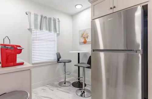 Elizabethtown House | One bedroom home in downtown Etown