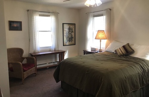 Storrs House | One month minimum. Great for visiting professors or traveling nurses.