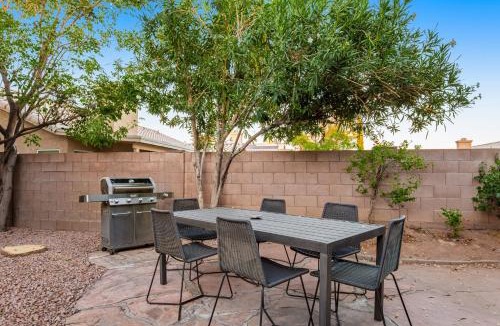 Paradise Valley Village House | Oraibi Oasis
