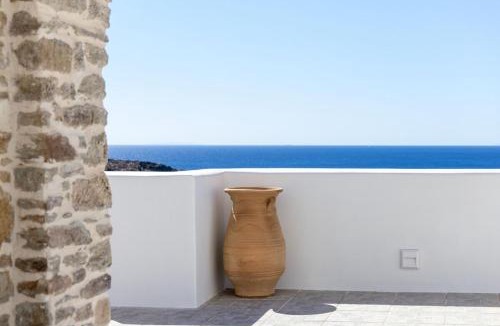 Tinos House | Οrmos seaside villa A with private pool