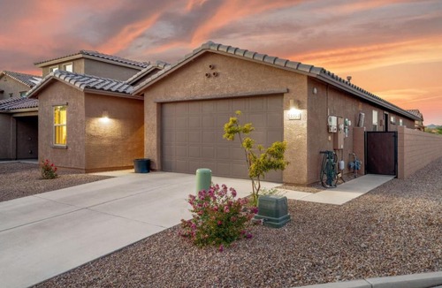 Casas Adobes House | Oro Valley Compound