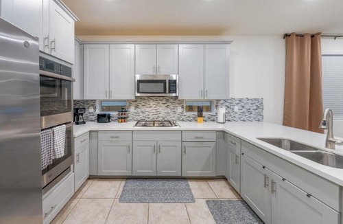 Casas Adobes House | Oro Valley Compound