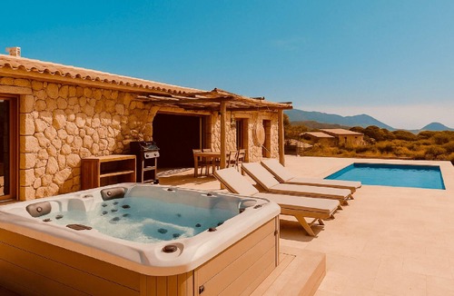Figari House | Our Estate located in Figari in Southern Corsica, is made up of several authenti