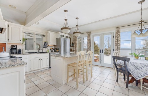 Saunderstown House | Outerbridge Beach House - gracious and charming 1930s waterfront chateau